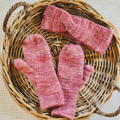 Melly's Mittens Knitting Pattern
